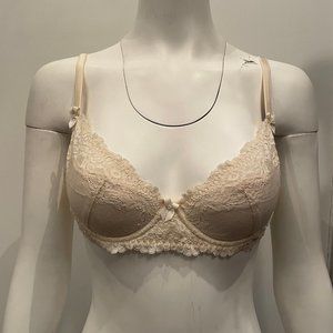 BNWT Mimi Holiday Kiss Me Fully Padded Ivory Bra 34A